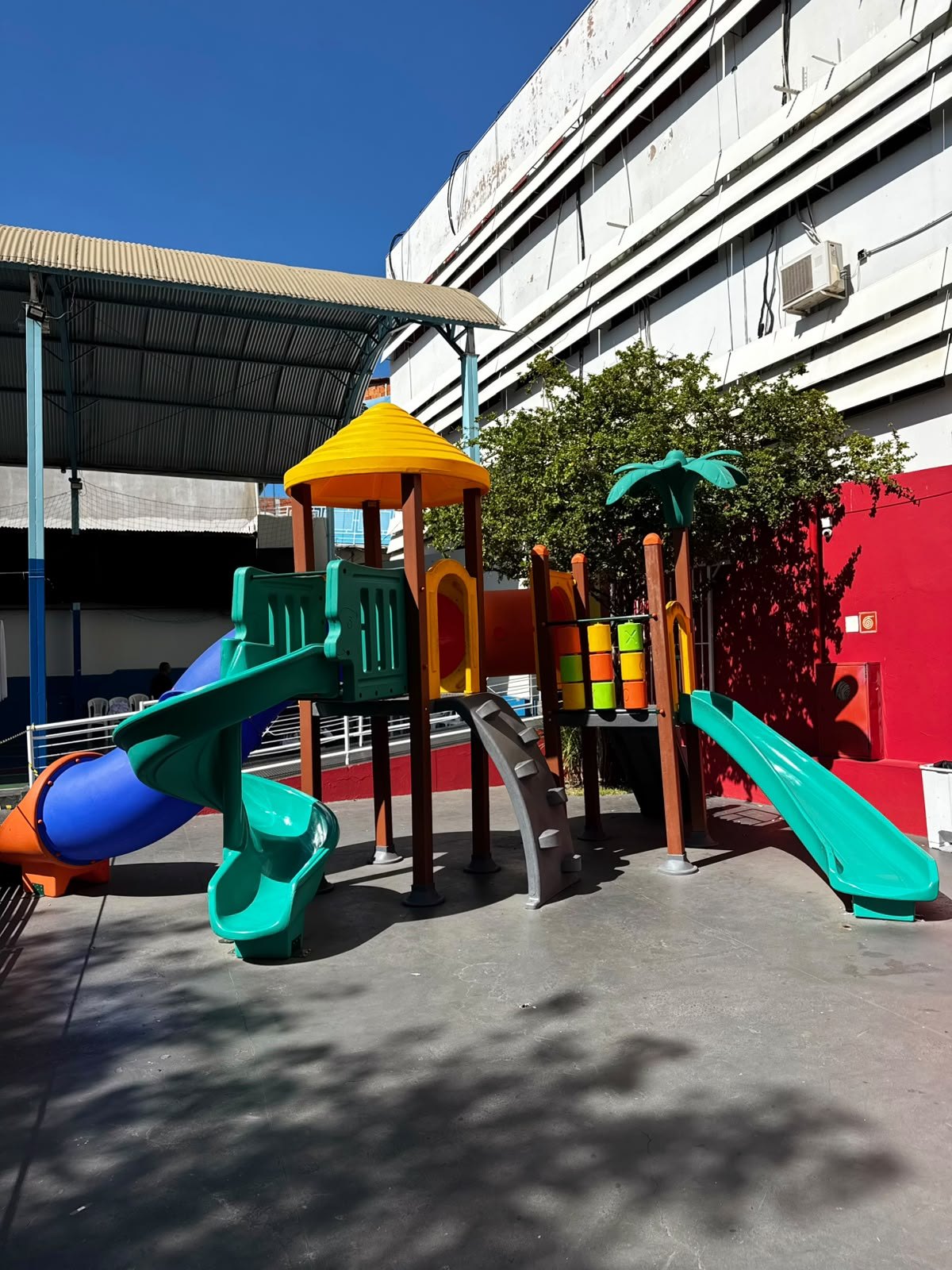 Playground do Colégio Prisma em Montes Claros